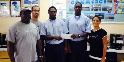 scholarship community give back epic diving