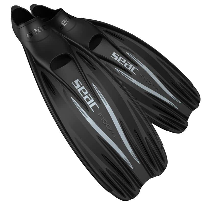 scuba diving rental fins